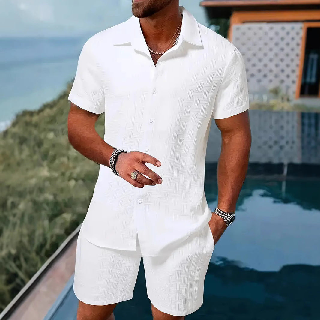 Herrar mode sommar-outfit med strukturerad design och korta ärmar Mirla-Eva Jonsson