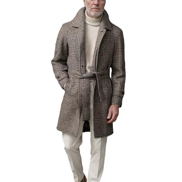 Herrar mode trenchcoat med praktiska fickor och modern skärning Mirla-Eva Jonsson