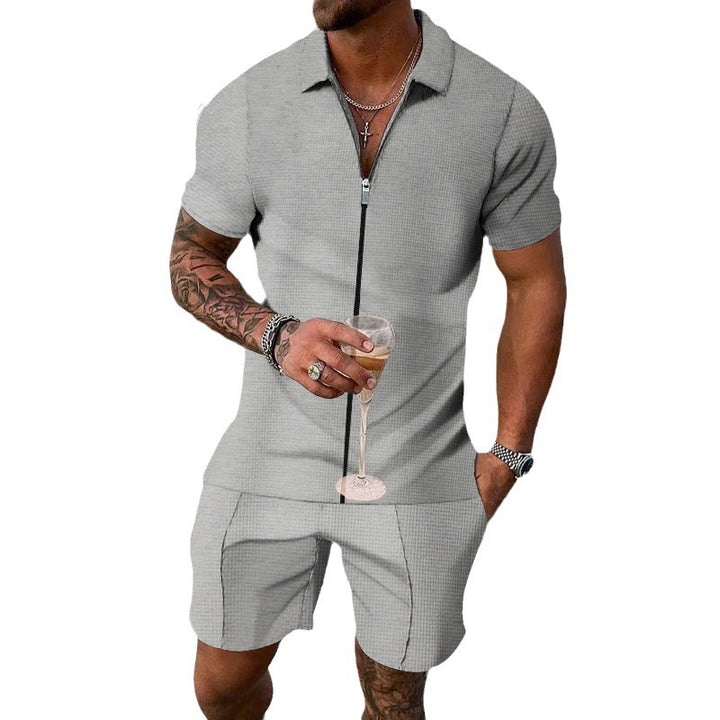Herrar modern fritidsset med kortärmad skjorta och shorts Mirla-Eva Jonsson