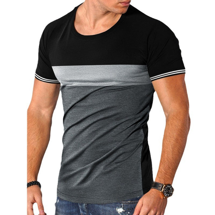 Herrar modern kortärmad T-shirt med strukturerad design och kontrasterande detaljer Mirla-Eva Jonsson