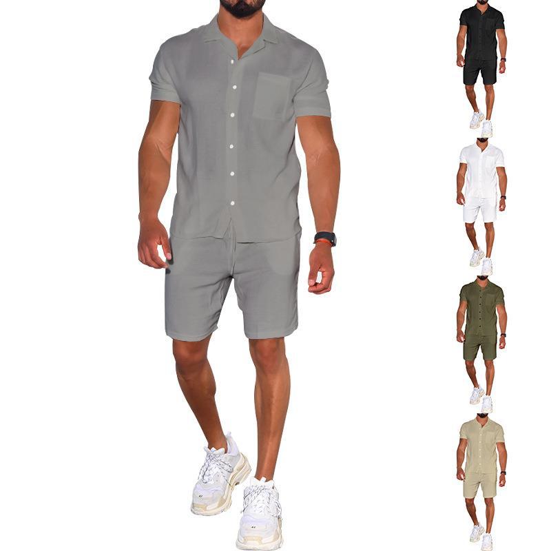Herrar moderna fritids-set bestående av kortärmad skjorta och shorts Mirla-Eva Jonsson