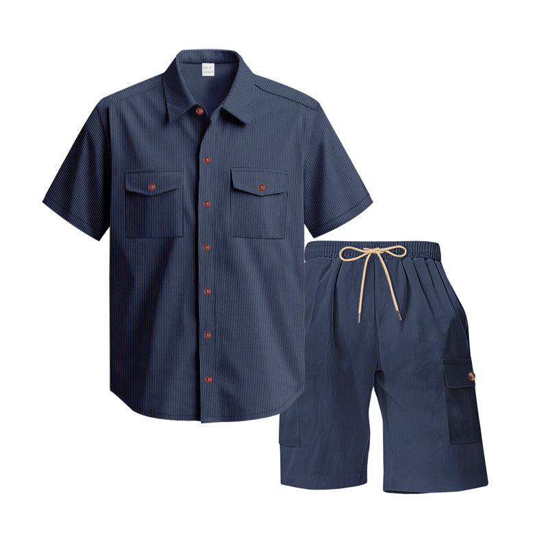 Herrar modernt kortärmad skjort- och cargoshorts-set med praktiska fickor och elastisk midja Mirla-Eva Jonsson