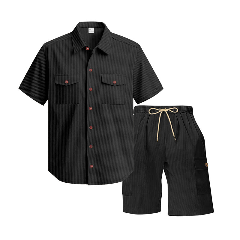 Herrar modernt kortärmad skjort- och cargoshorts-set med praktiska fickor och elastisk midja Mirla-Eva Jonsson