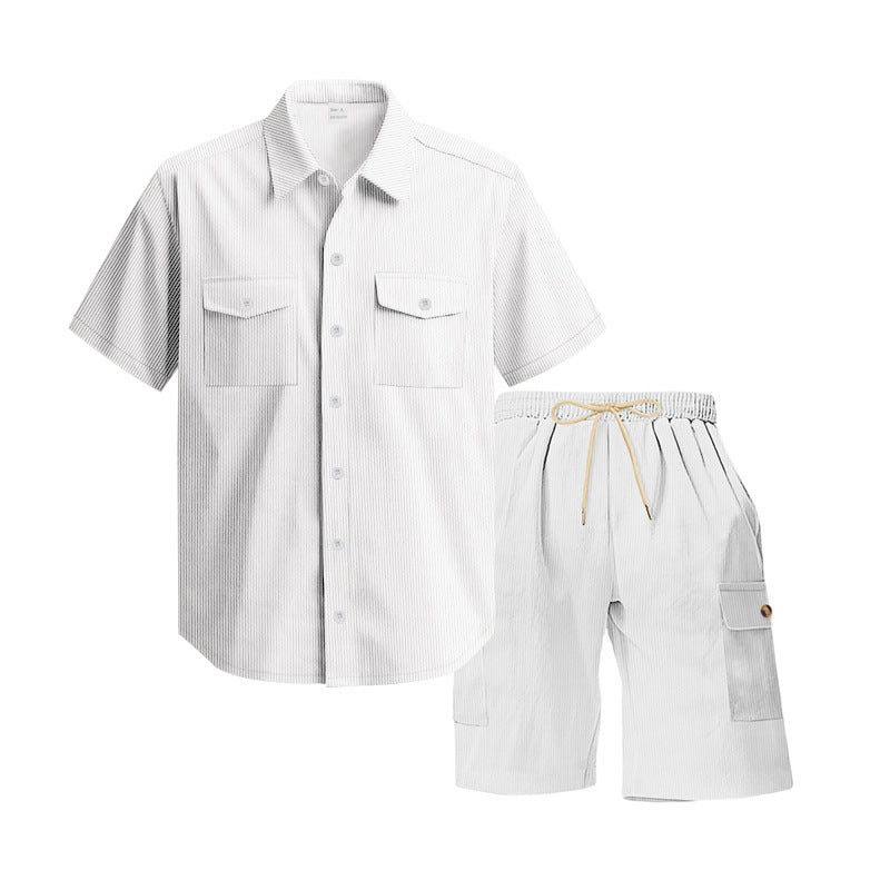 Herrar modernt kortärmad skjort- och cargoshorts-set med praktiska fickor och elastisk midja Mirla-Eva Jonsson