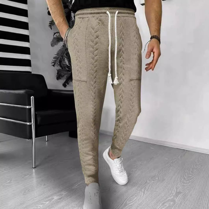 Herrar modiska joggingbyxor med unik strukturdesign Mirla-Eva Jonsson