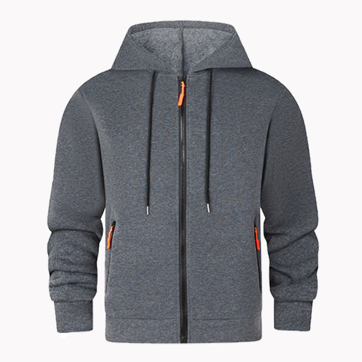 Herrar sportig fleece-hoodie med funktionella dragkedjefickor Mirla-Eva Jonsson