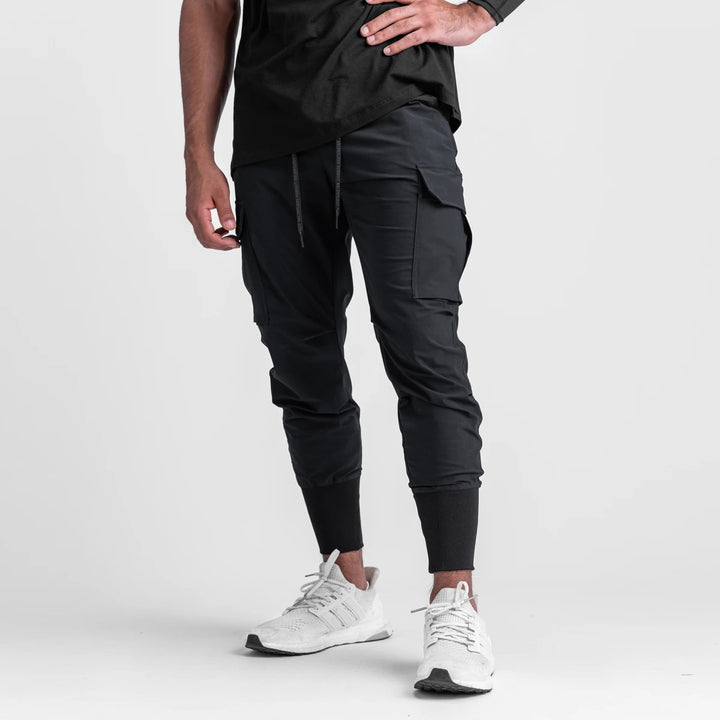 Herrar stiliga Cargo-joggingbyxor med elastiska muddar Mirla-Eva Jonsson