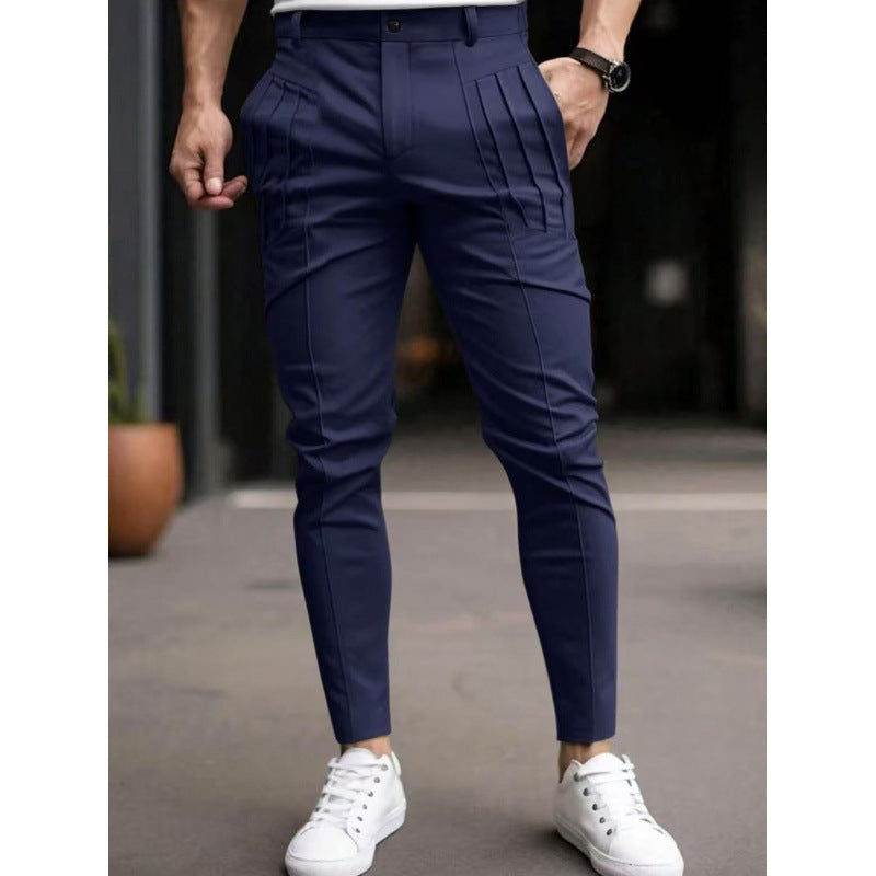 Herrar stiliga Slim-Fit kostymbyxor med plisserad design Mirla-Eva Jonsson