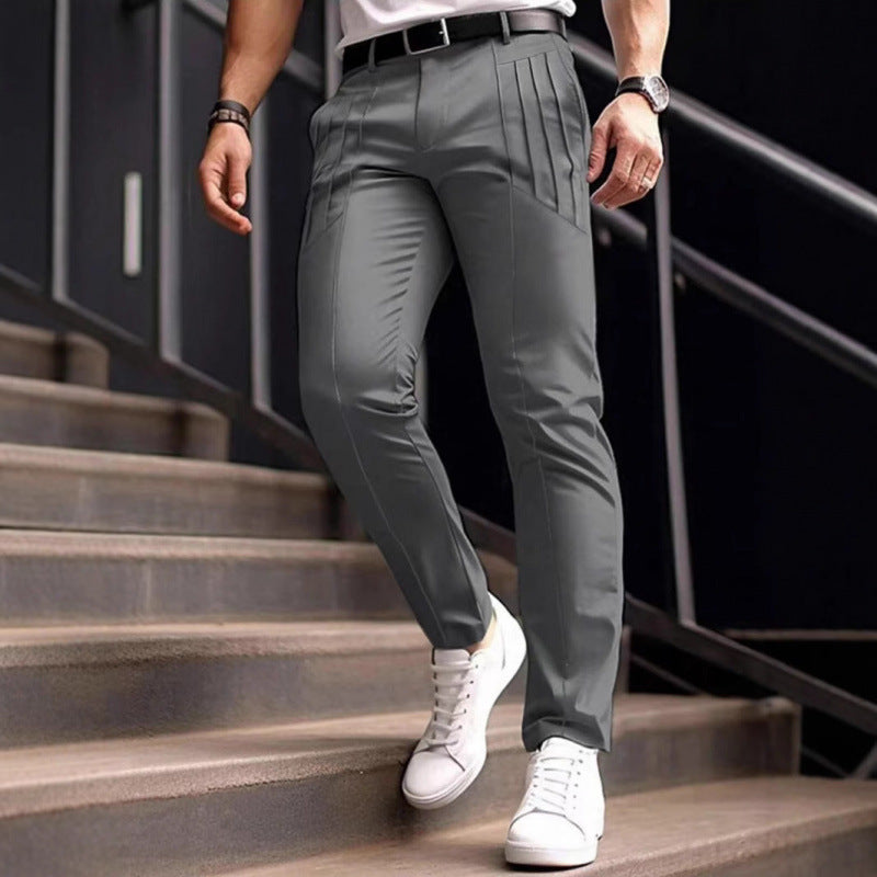Herrar stiliga Slim-Fit kostymbyxor med plisserad design Mirla-Eva Jonsson