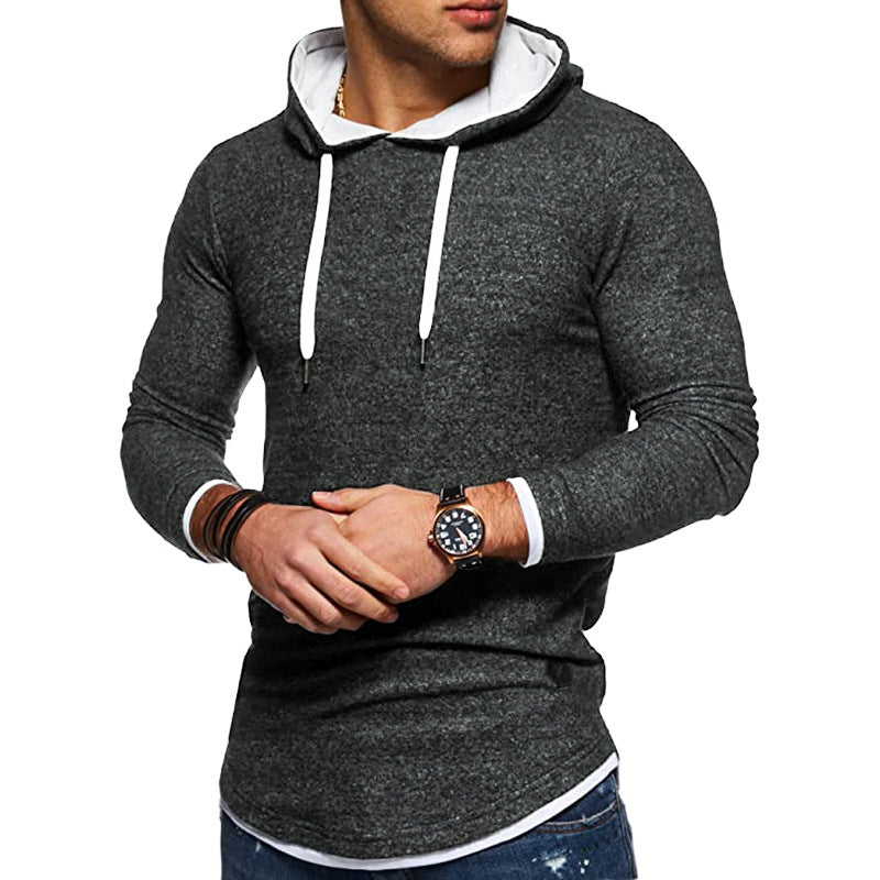 Herrar sweatshirt med innovativ layering-design och kontrasterande huva Mirla-Eva Jonsson