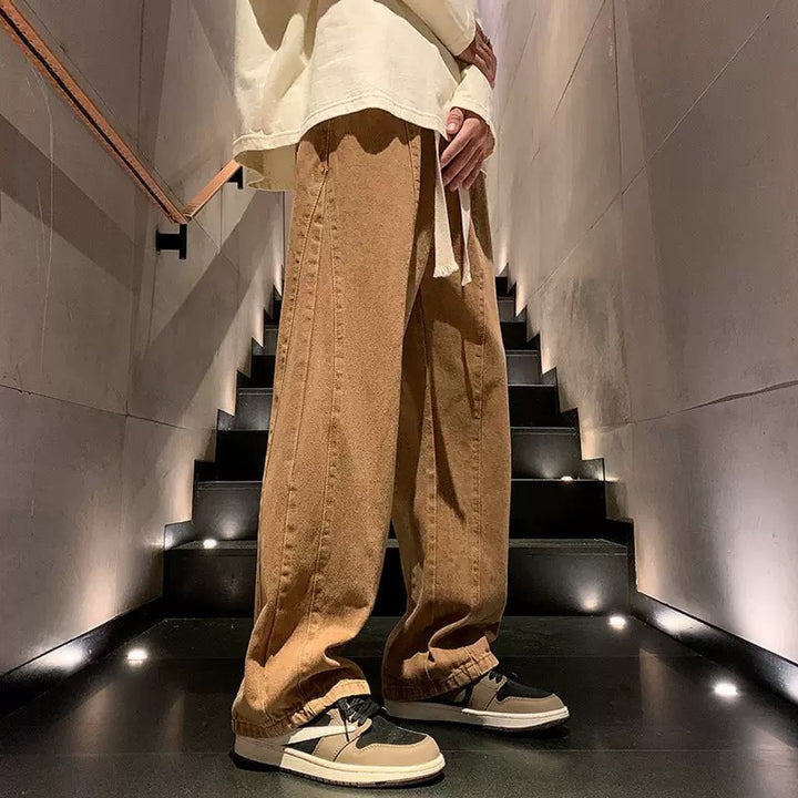 Herrar vida denimbyxor i urban stil med avslappnad passform och bekväm resår Mirla-Eva Jonsson