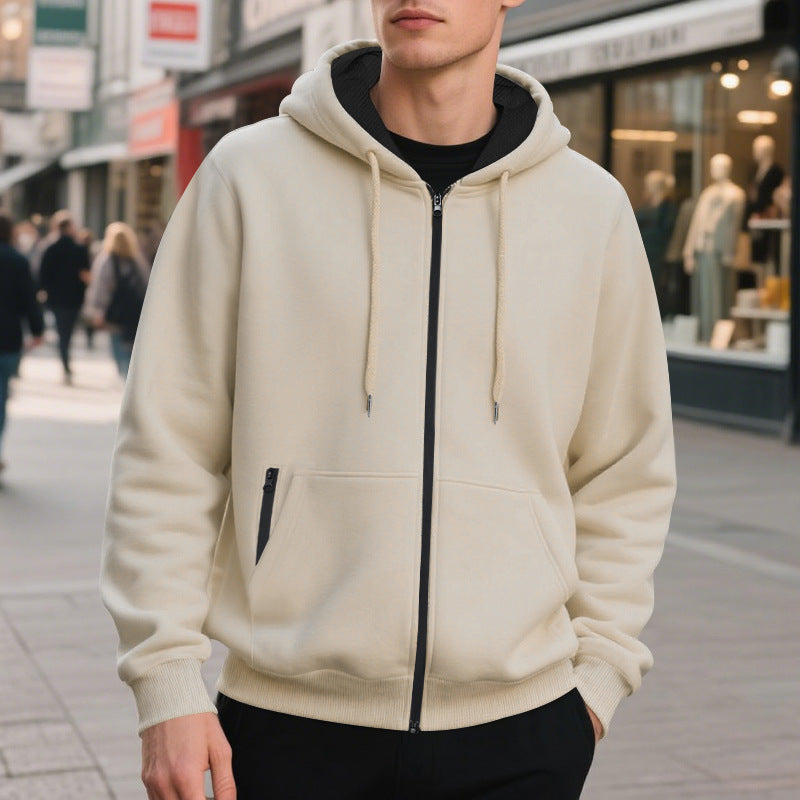 Herrar zip-hoodie med praktiska fickor och ventilerande fleece-inredning Mirla-Eva Jonsson