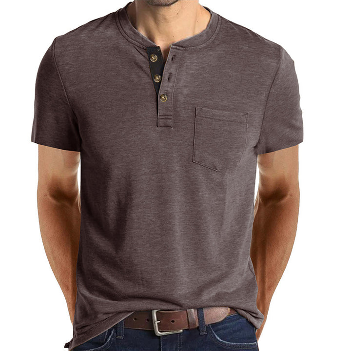 Herrarnas avslappnade Henley T-shirt med knapplist och bröstficka Mirla-Eva Jonsson