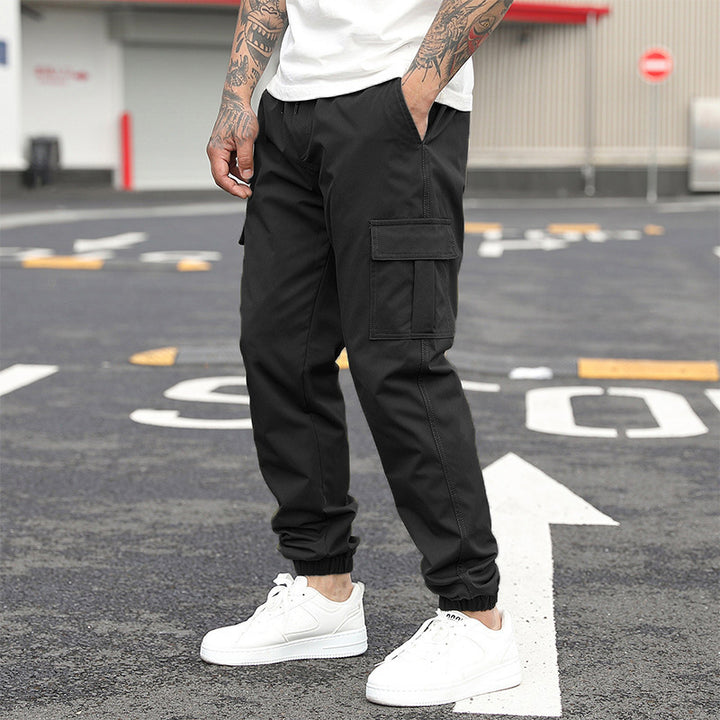 Herrarnas cargo-byxor i urban stil Mirla-Eva Jonsson