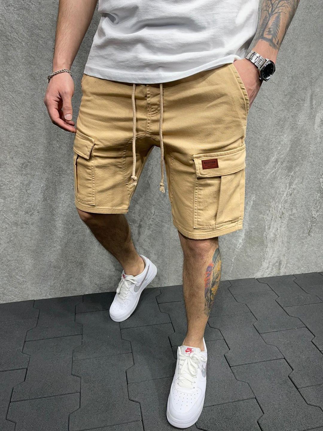 Herrarnas cargo-shorts med praktiska sidofickor och justerbar gummisnodd Eva Jonsson-Eva Jonsson