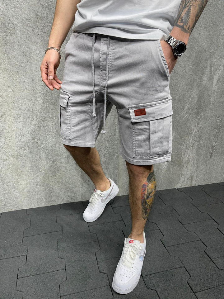 Herrarnas cargo-shorts med praktiska sidofickor och justerbar gummisnodd Eva Jonsson-Eva Jonsson