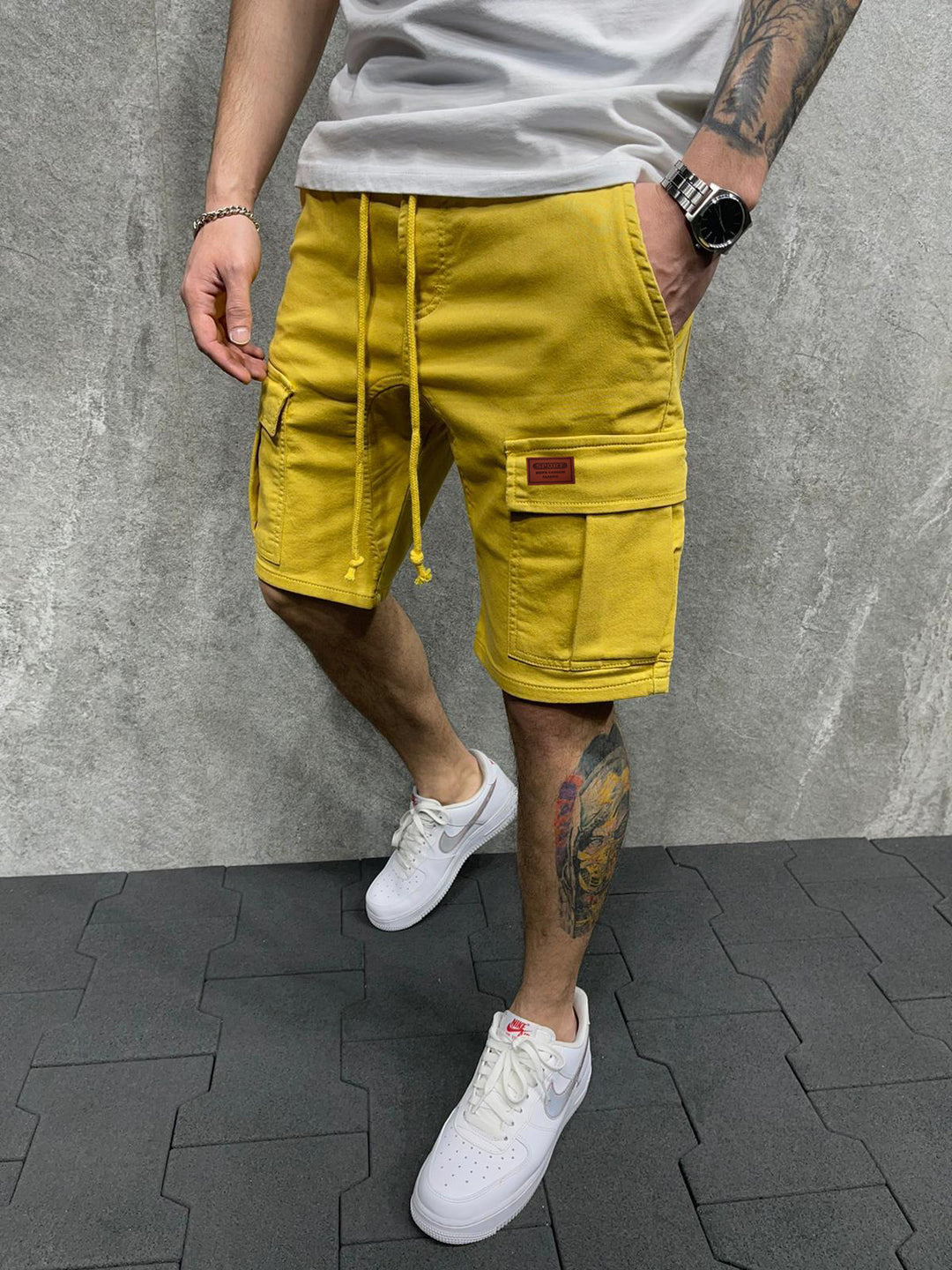 Herrarnas cargo-shorts med praktiska sidofickor och justerbar gummisnodd Eva Jonsson-Eva Jonsson