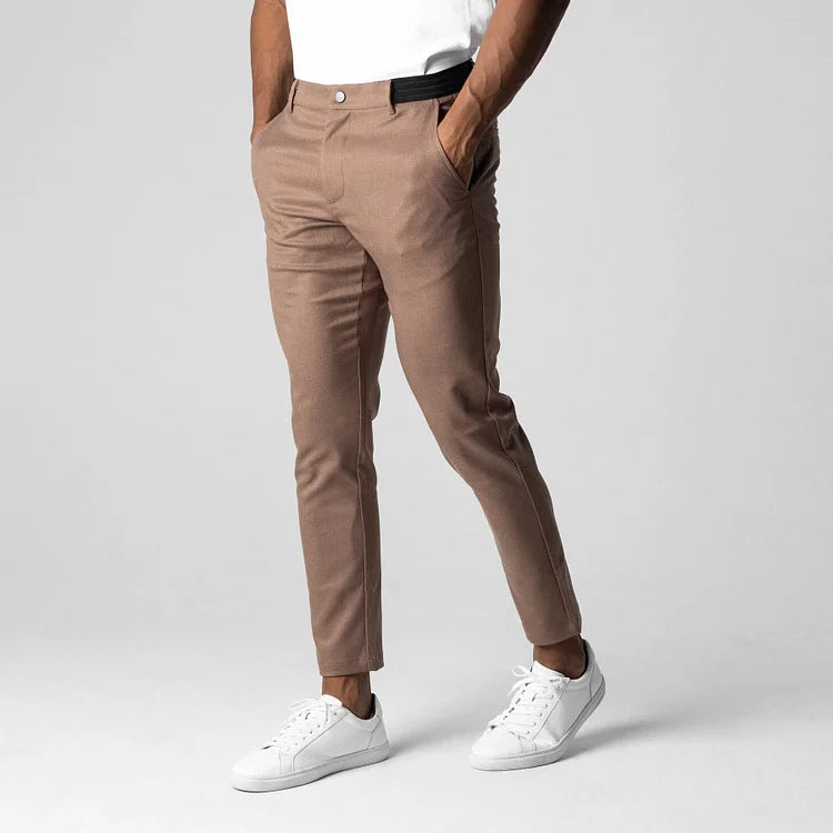 Herrarnas chinos med slim fit-snitt och elastisk midja Mirla-Eva Jonsson
