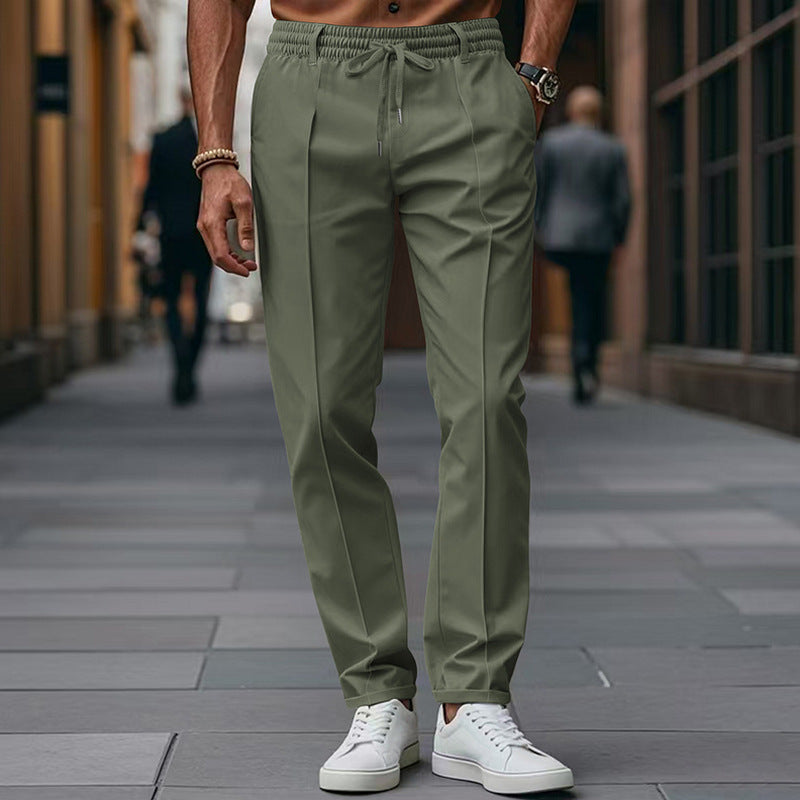 Herrarnas eleganta Chino-byxor med elastisk midja och praktiska fickor Mirla-Eva Jonsson