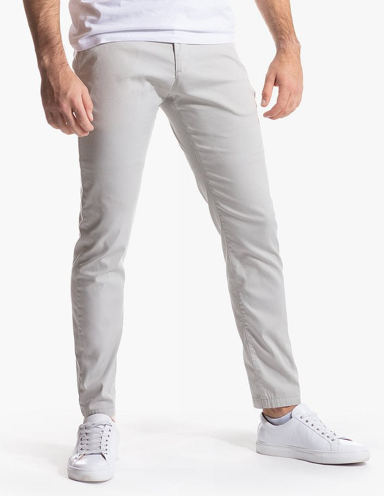 Herrarnas eleganta chinos med elastisk midja och smal passform Eva Jonsson-Eva Jonsson