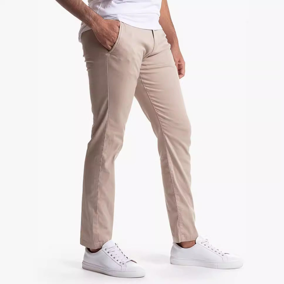 Herrarnas eleganta chinos med elastisk midja och smal passform Mirla-Eva Jonsson
