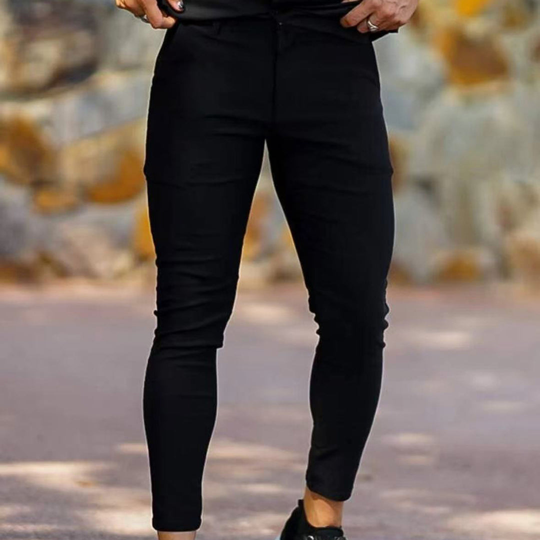 Herrarnas eleganta slim-fit chinos med elastisk midja och sidofickor Mirla-Eva Jonsson