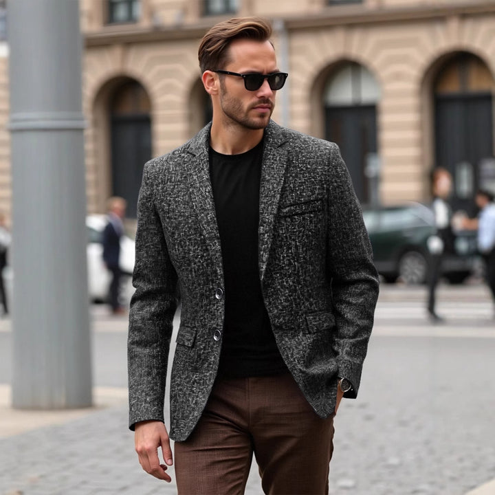 Herrarnas eleganta strukturerade blazer med modern väv och stiliga detaljer Mirla-Eva Jonsson