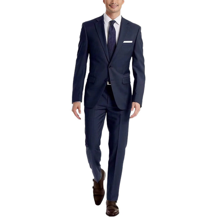 Herrarnas eleganta tre-delade kostym med fint material och modern passform Mirla-Eva Jonsson