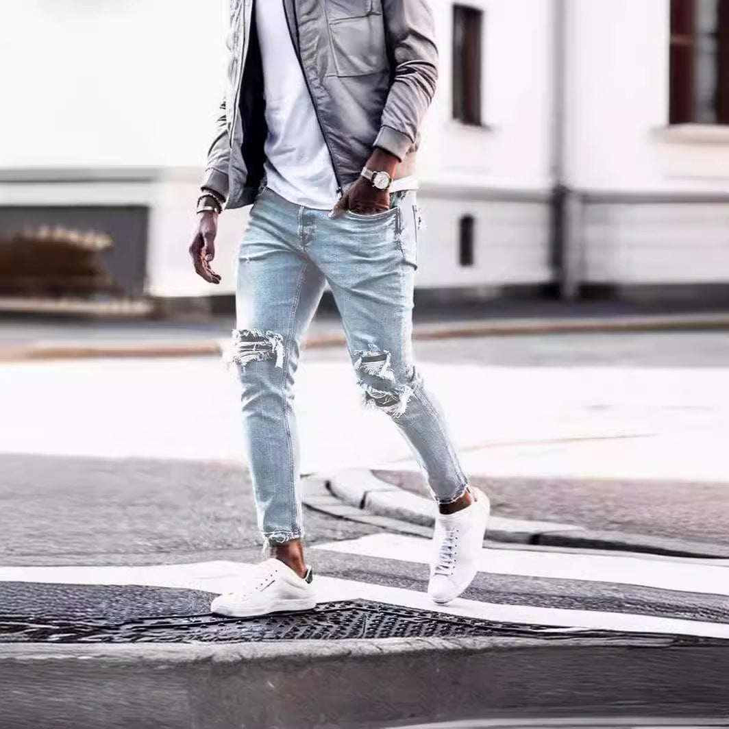 Herrarnas förstörda jeans med moderna distressed-effekter Mirla-Eva Jonsson