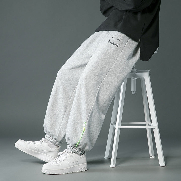 Herrarnas fritidsbyxor med dragsnöre och moderiktig design Mirla-Eva Jonsson