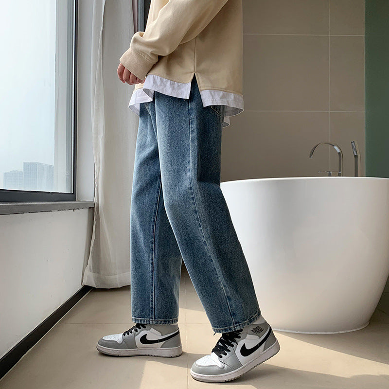 Herrarnas fritidsjeans i avslappnad stil med bekväm passform och högkvalitativ denim Mirla-Eva Jonsson