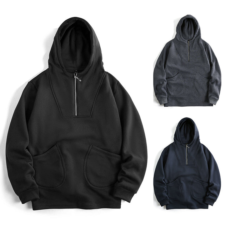 Herrarnas hoodie med innovativ dragkedja och bekväm passform Mirla-Eva Jonsson