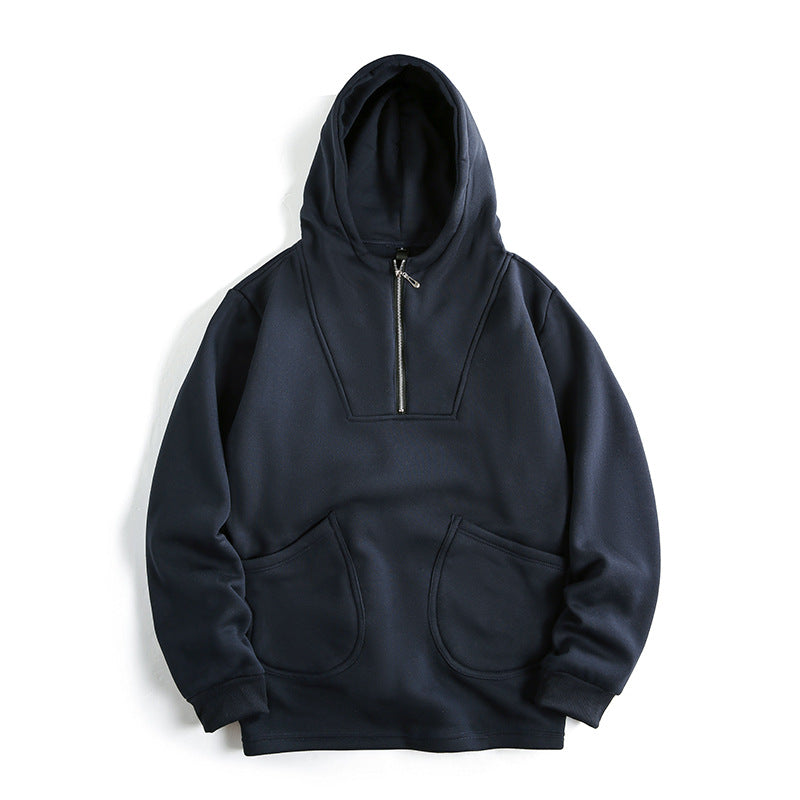 Herrarnas hoodie med innovativ dragkedja och bekväm passform Mirla-Eva Jonsson