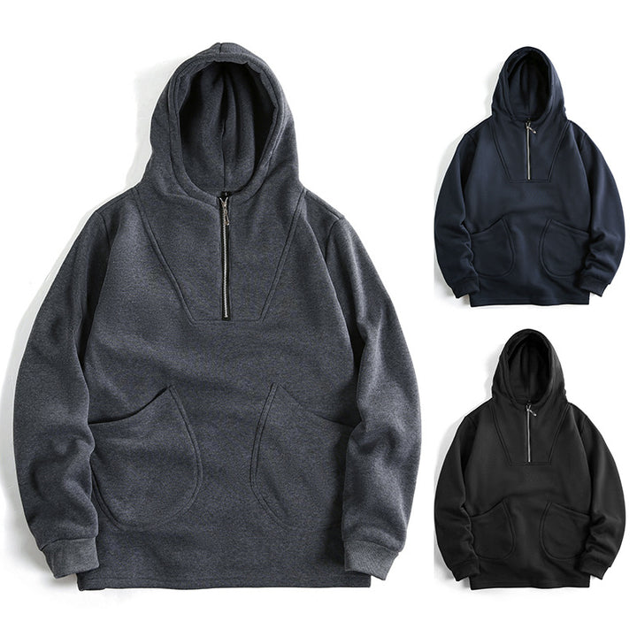 Herrarnas hoodie med innovativ dragkedja och bekväm passform Mirla-Eva Jonsson