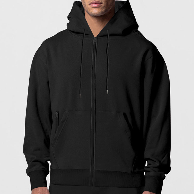 Herrarnas hoodie med praktiska dragkedjefickor och innovativt innerlager Mirla-Eva Jonsson