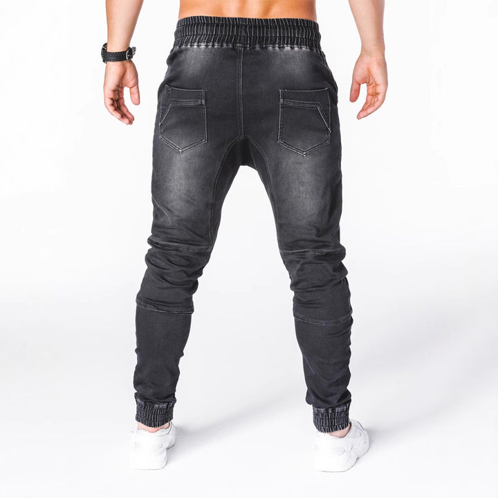 Herrarnas joggingbyxor i modern skinny fit med stretchig bomullsblandning och sportiga detaljer Mirla-Eva Jonsson