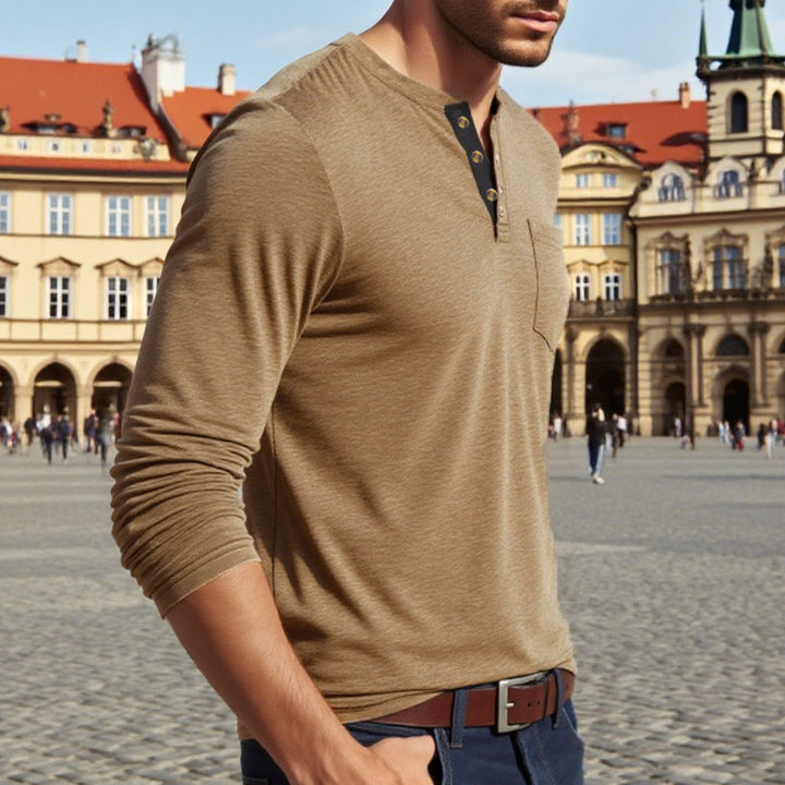 Herrarnas långärmad Henley-tröja med knappslå och eleganta detaljer Eva Jonsson-Eva Jonsson