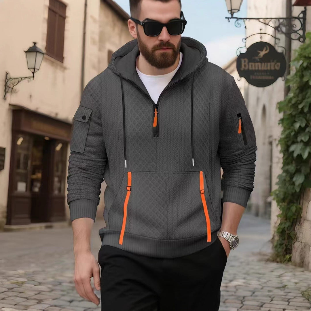 Herrarnas mode hoodie med strukturerad design och praktiska fickor Eva Jonsson-Eva Jonsson