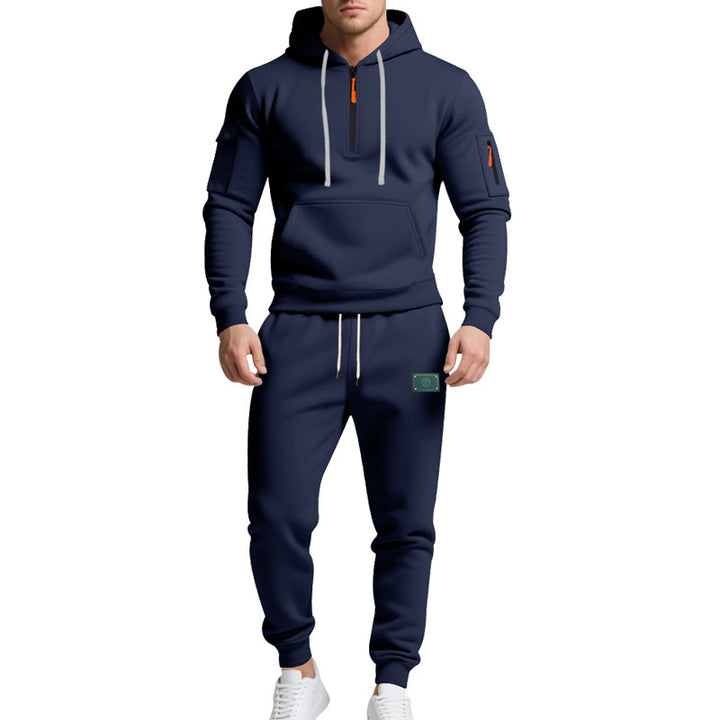 Herrarnas moderiktiga hoodie- och joggingset Mirla-Eva Jonsson