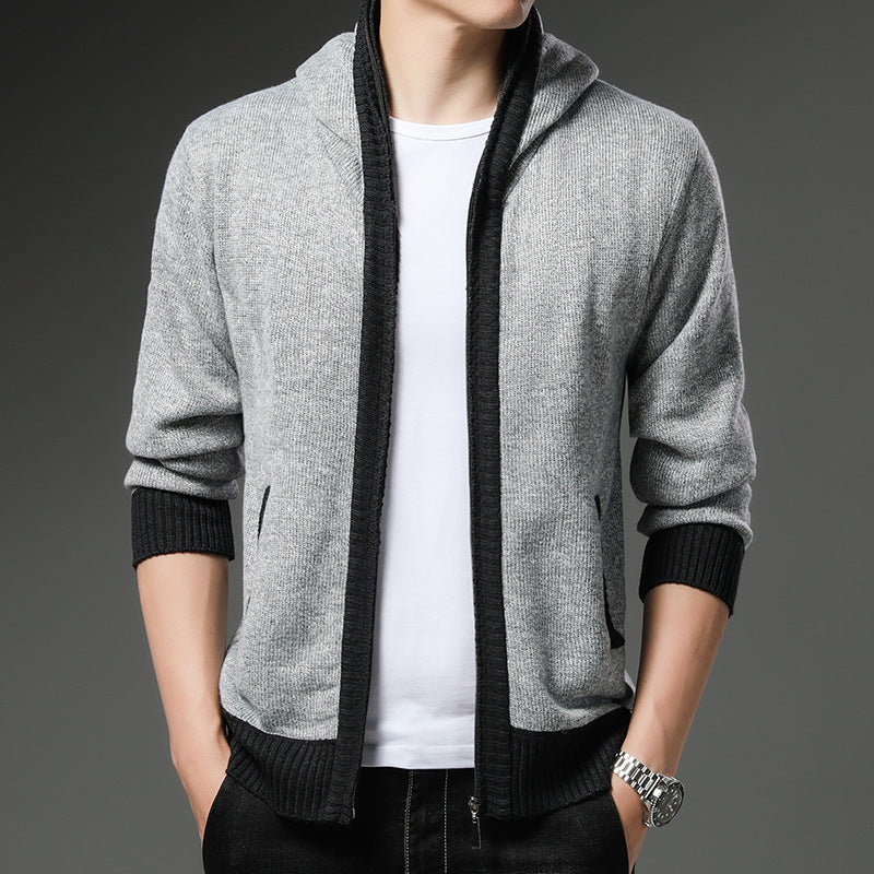 Herrarnas moderna hoodie-jacka med svart-vita accenter Mirla-Eva Jonsson
