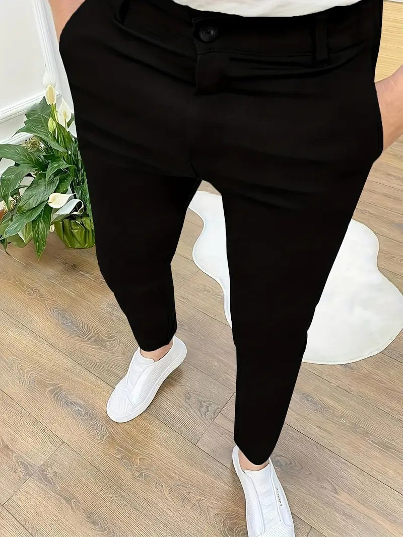 Herrarnas modiska slim-fit byxor med elastisk midja och praktiska fickor Mirla-Eva Jonsson