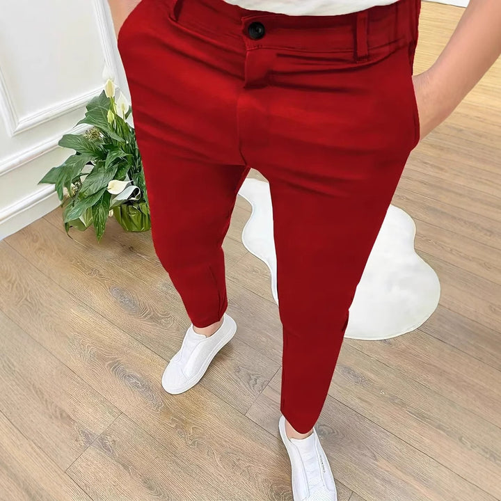 Herrarnas modiska slim-fit byxor med elastisk midja och praktiska fickor Mirla-Eva Jonsson