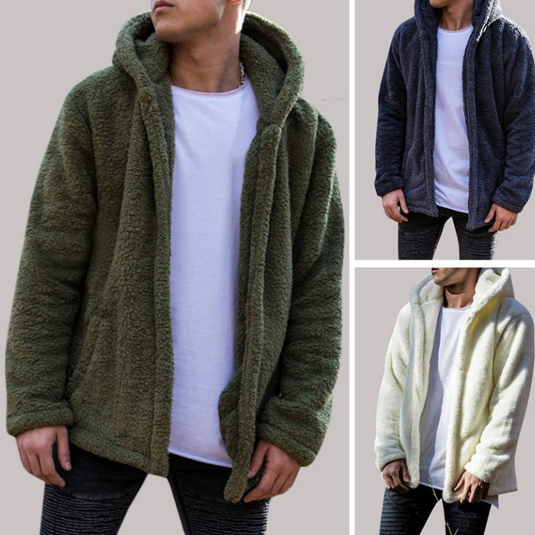 Herrarnas mysiga fleecejacka med praktisk huva och knapplist Mirla-Eva Jonsson