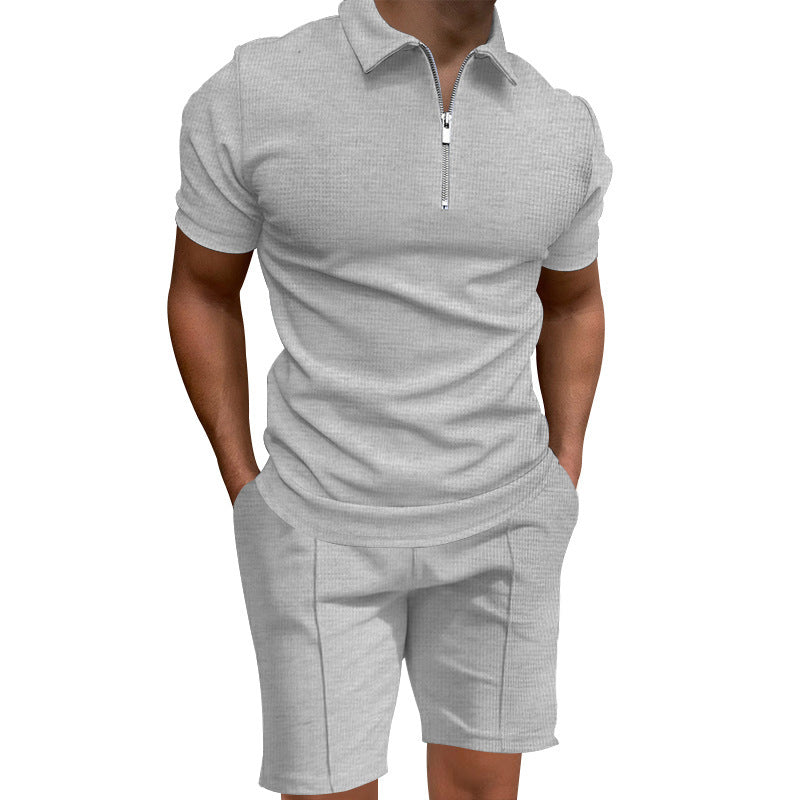 Herrarnas polo- och short-set med modern dragkedja och elastisk midja Mirla-Eva Jonsson
