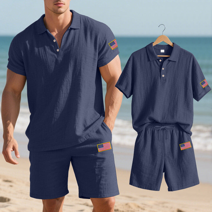 Herrarnas polo- och shorts-set med broderad nationsflagga-motiv Mirla-Eva Jonsson