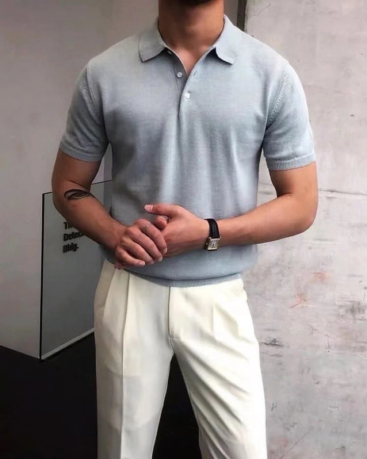 Herrarnas polo-shirt i högkvalitativ bomullsmix och moderiktig ståkrage Mirla-Eva Jonsson