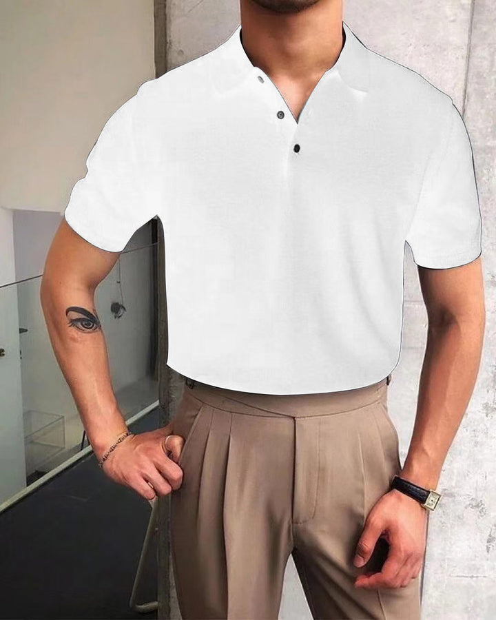 Herrarnas polo-shirt i högkvalitativ bomullsmix och moderiktig ståkrage Mirla-Eva Jonsson