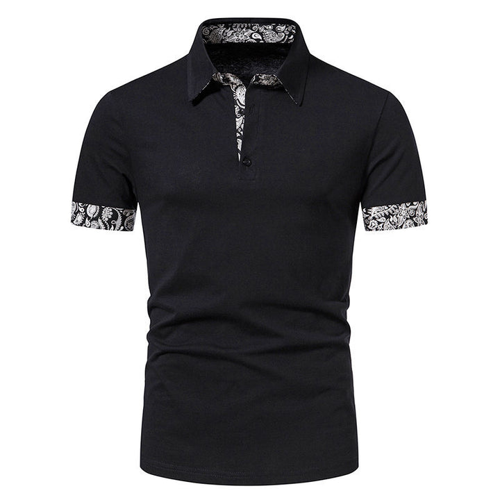 Herrarnas poloshirt med modernt paisleymönster och sportig passform Mirla-Eva Jonsson