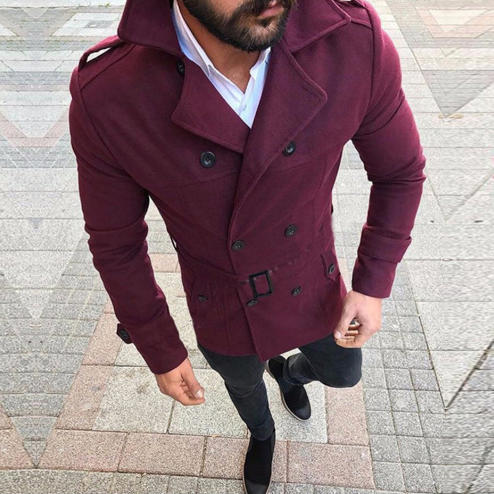 Herrarnas trendiga trenchcoat med foder i kragen och bälte Eva Jonsson-Eva Jonsson