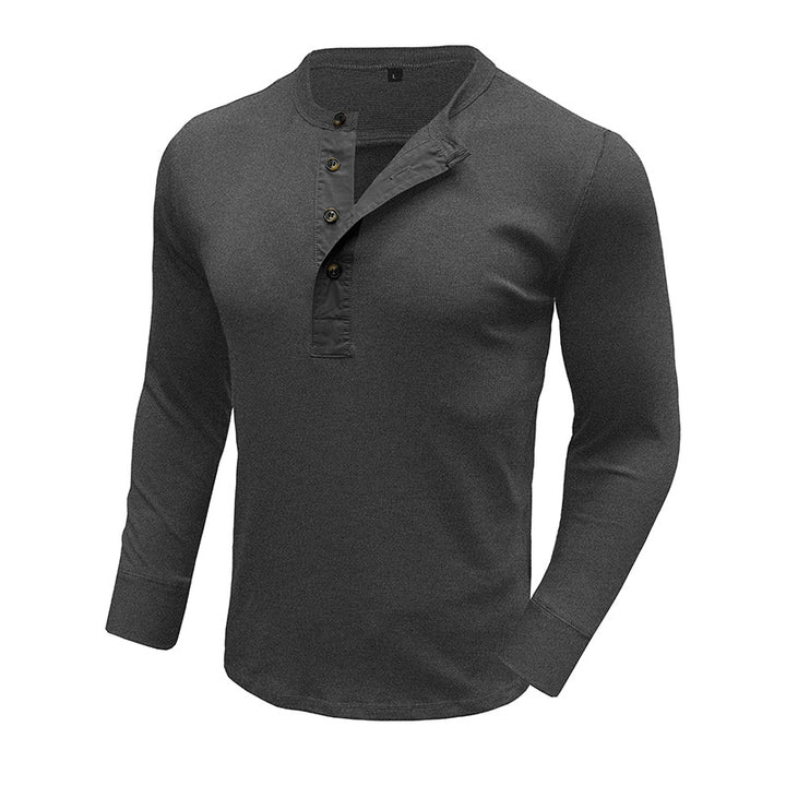 Herrars långärmad henley skjorta med modern knappslå Mirla-Eva Jonsson